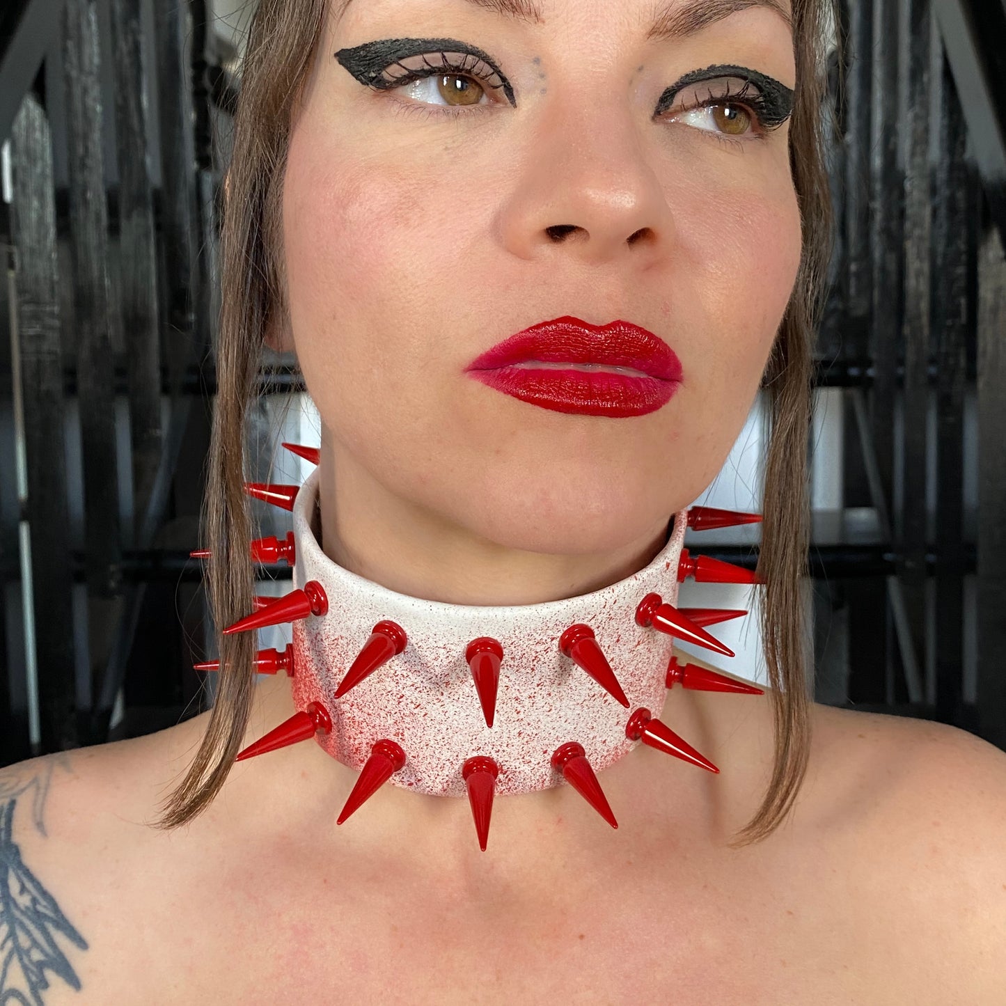 Blood spinerette - bloody vinyl red spikes large choker
