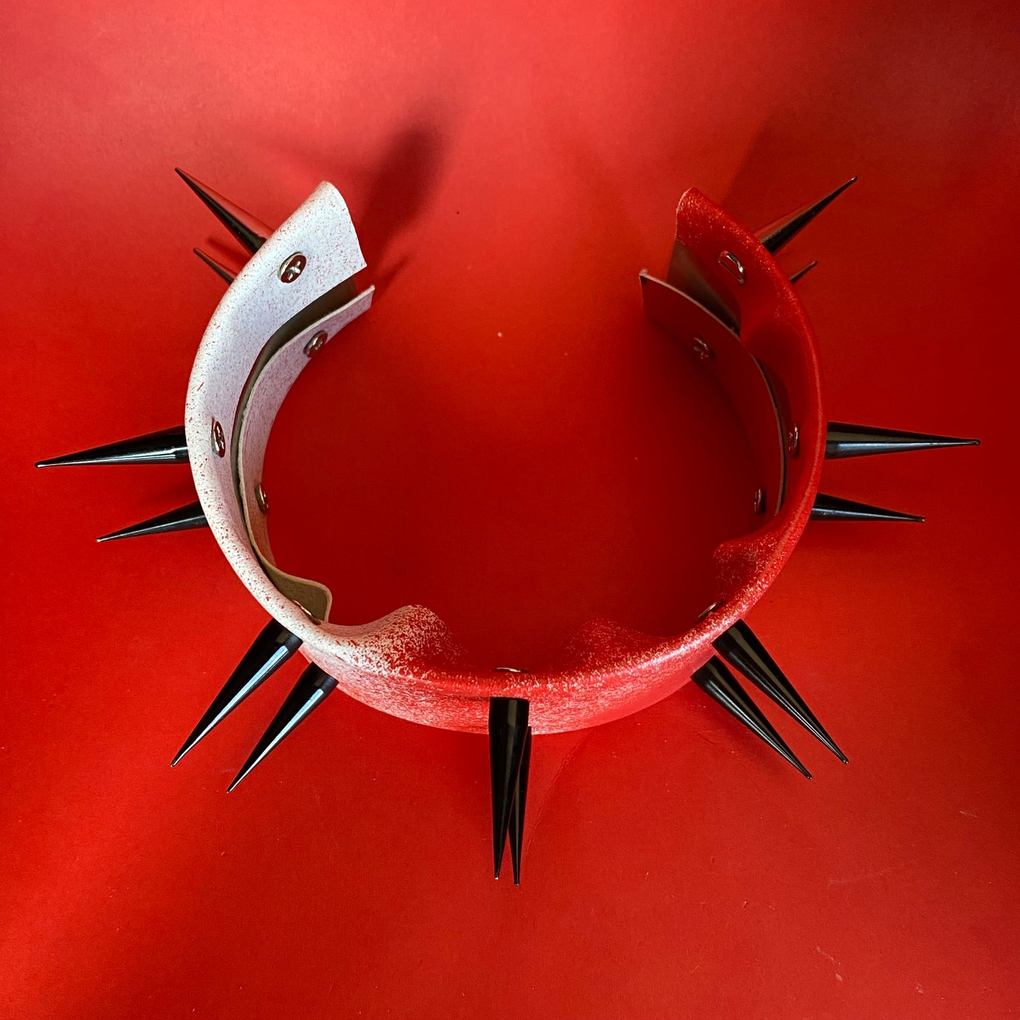 Black spinerette - black spikes bloody vinyl choker