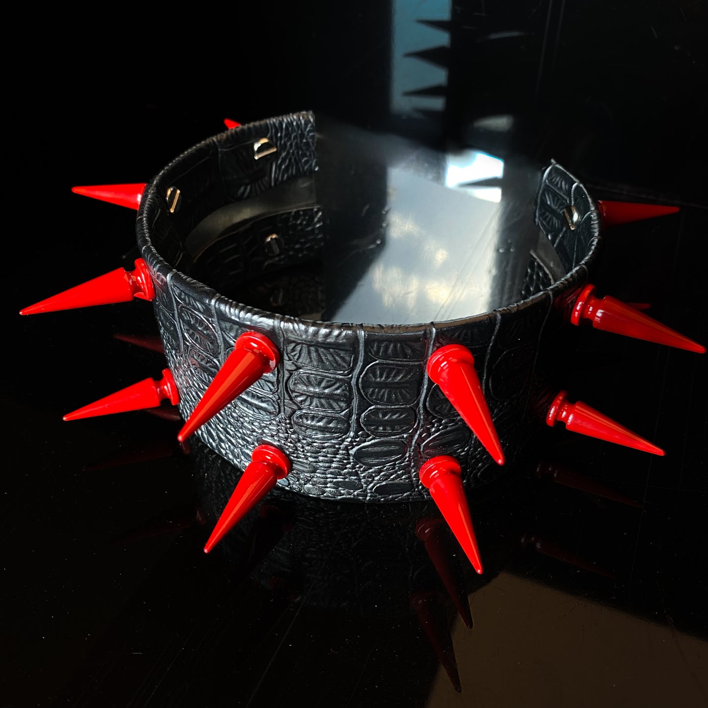 Snake goddess - faux snakeskin red spikes choker