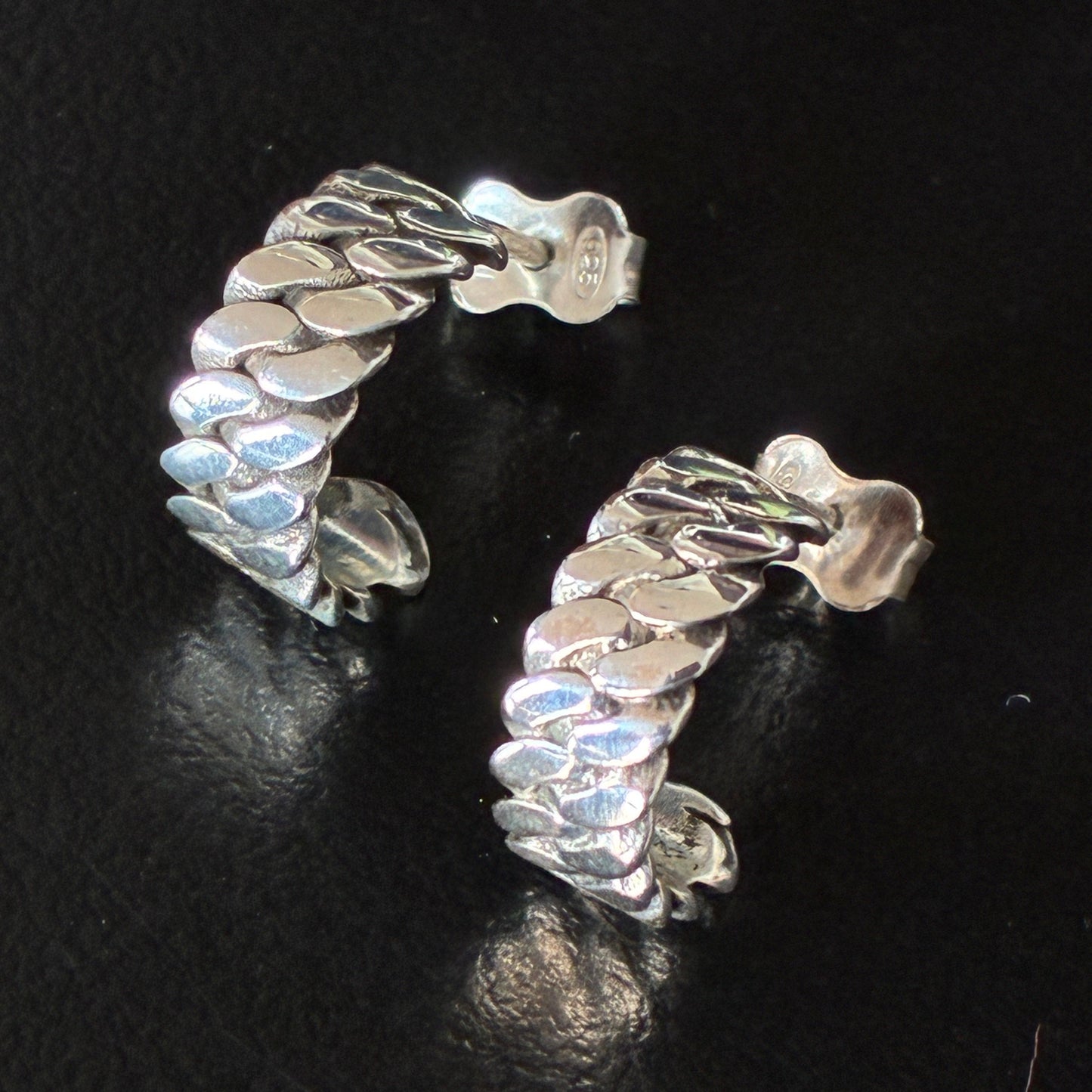 Cuban link chain pattern sterling silver earrings for vamps.