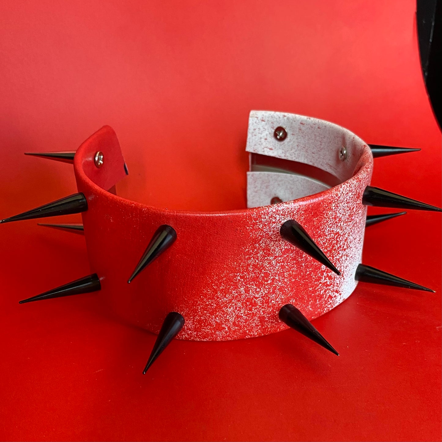 Black spinerette - black spikes bloody vinyl choker