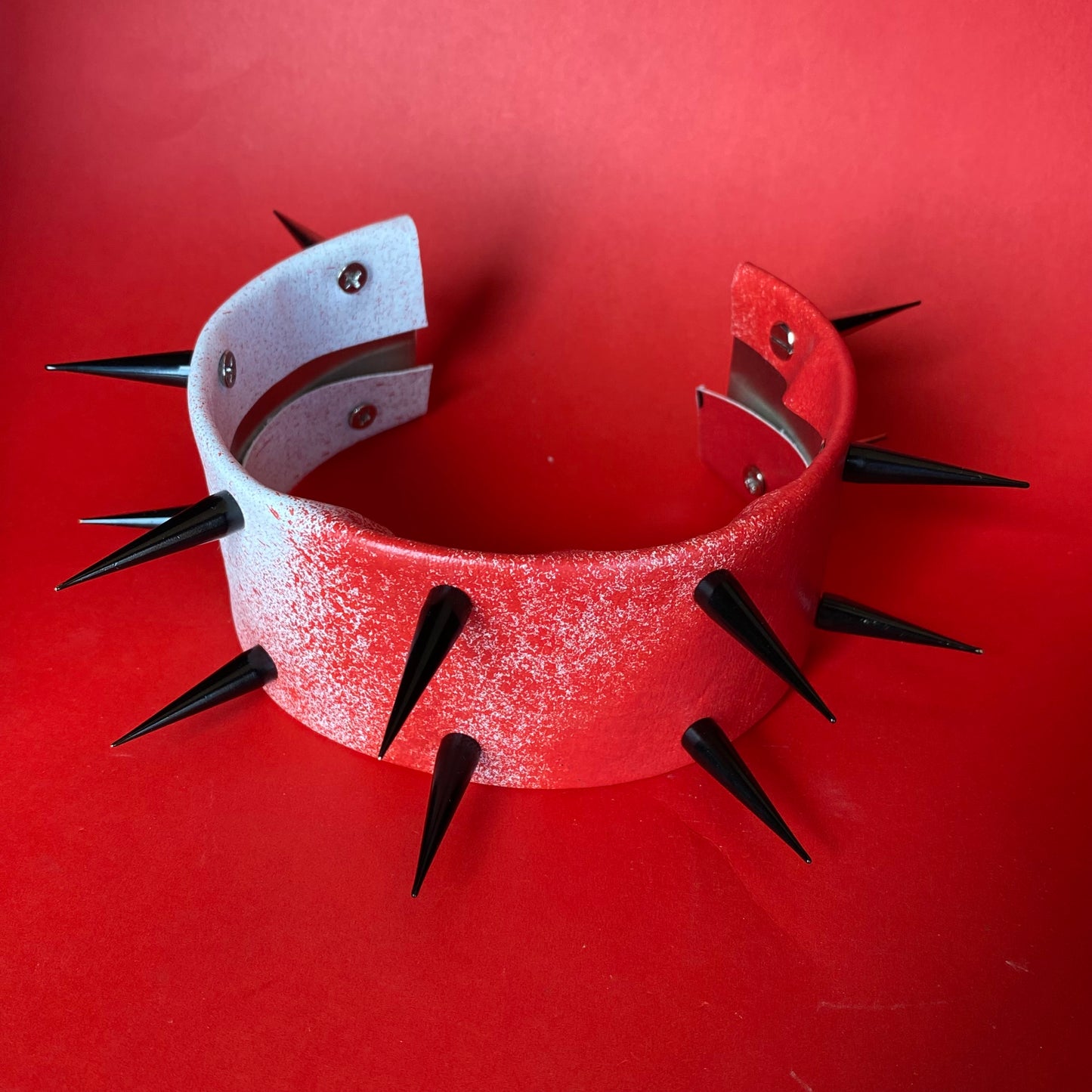 Black spinerette - black spikes bloody vinyl choker