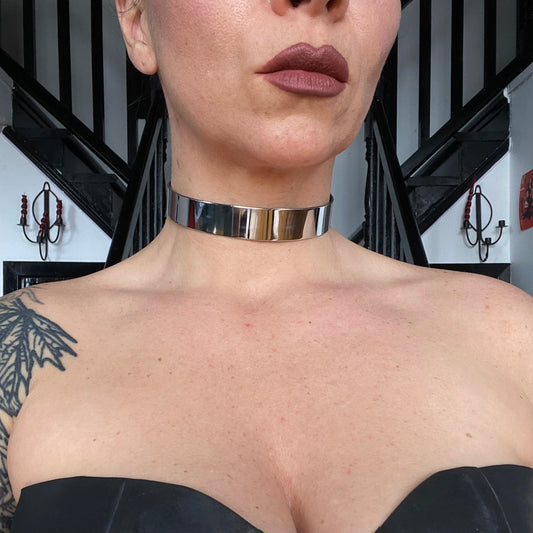 Athena - minimalist solid stainless steel choker