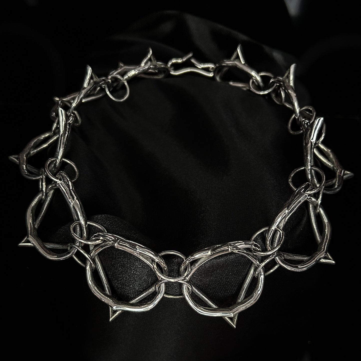 Medusa - massive spiked choker chain, silver