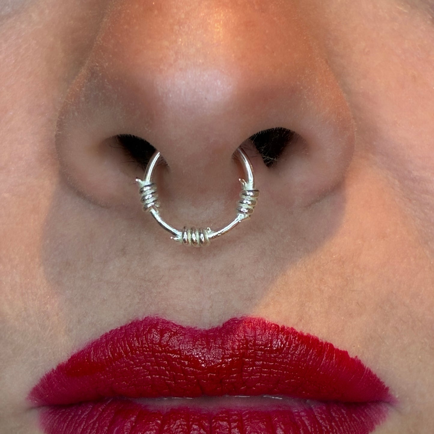 Barbelé barb wire septum cuff - sterling silver