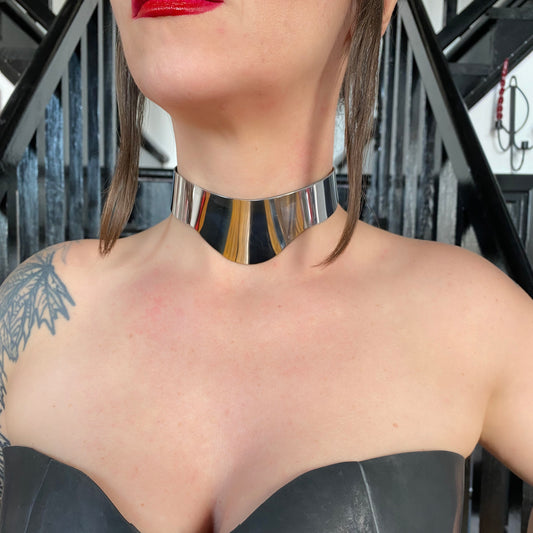 Calliope - small stainless steel choker