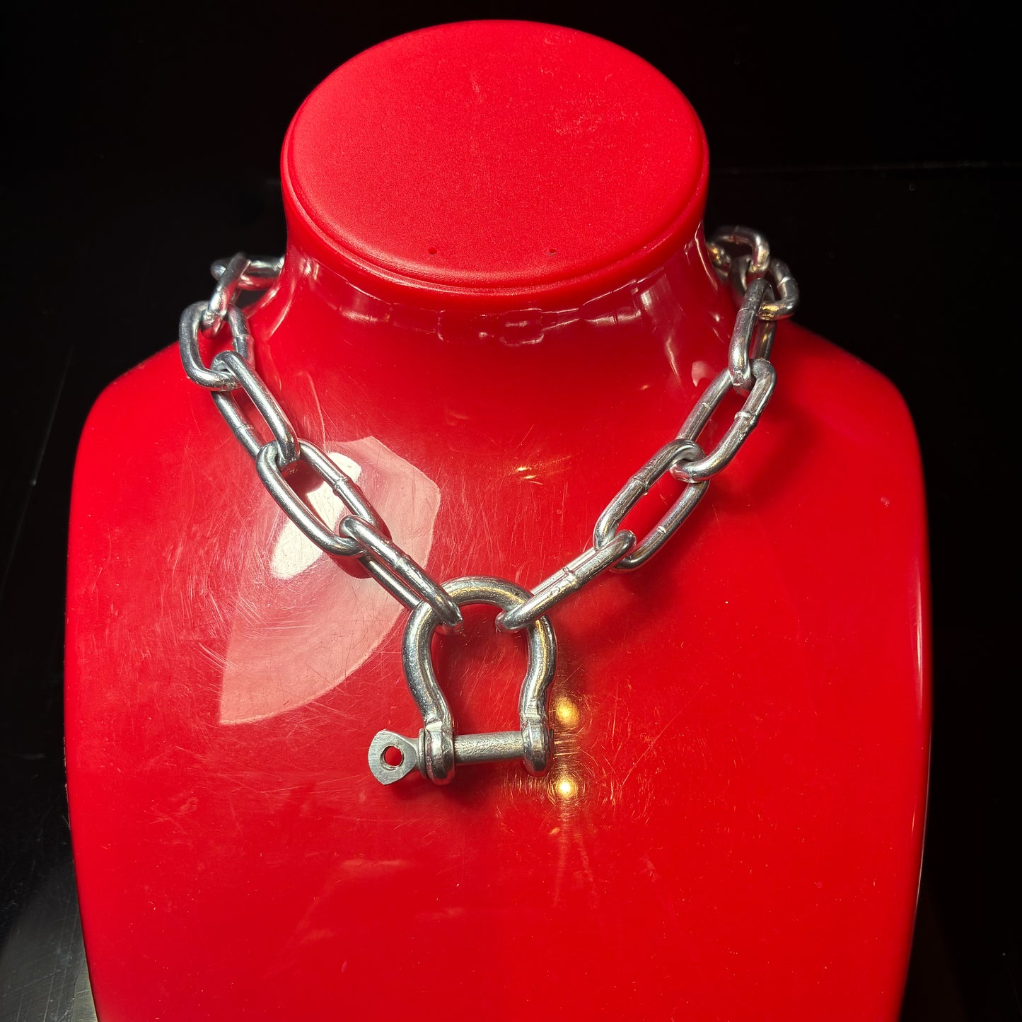 Minimalist chain choker with industrial clasp - steel