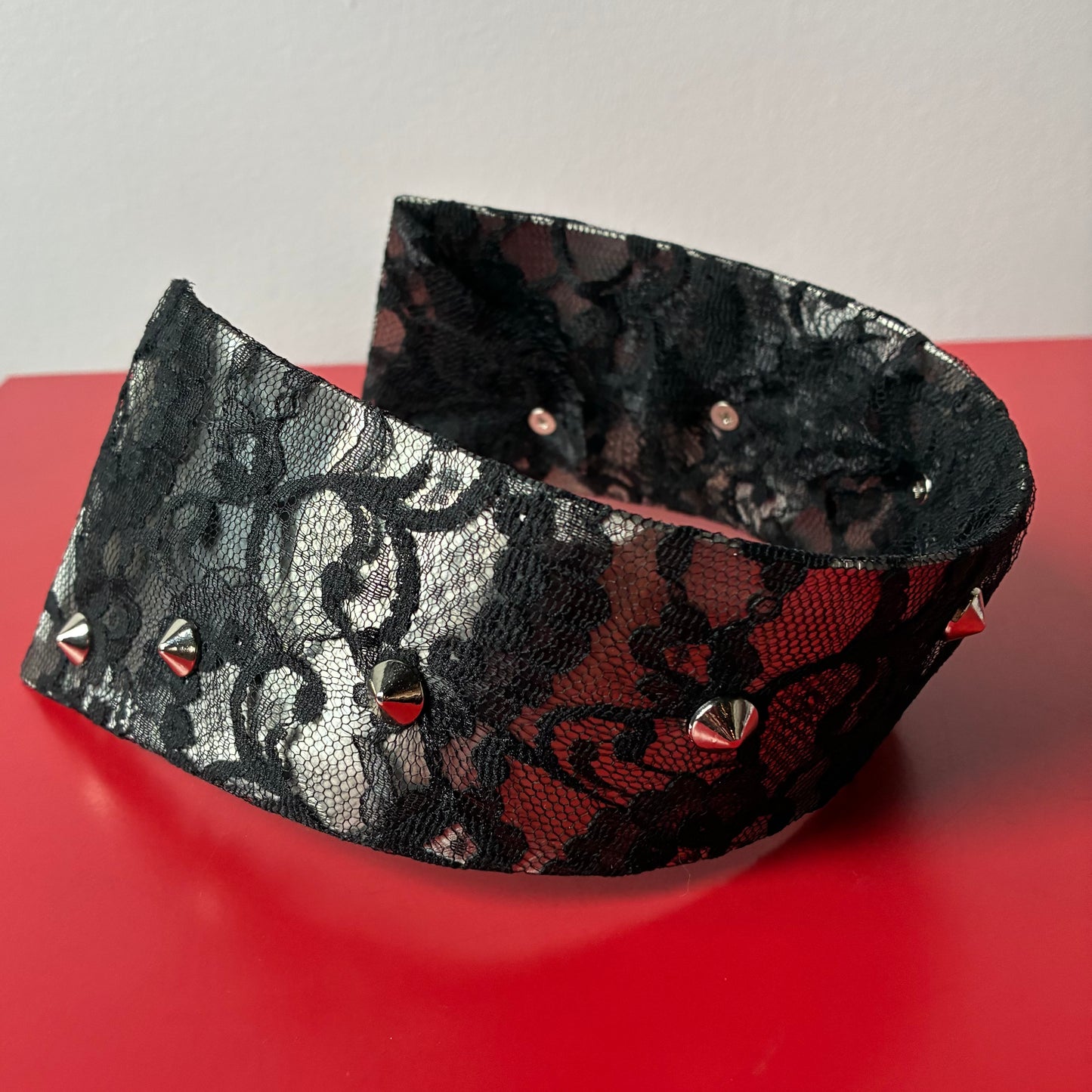 Lace Dictatrix — Studded Lace Collar