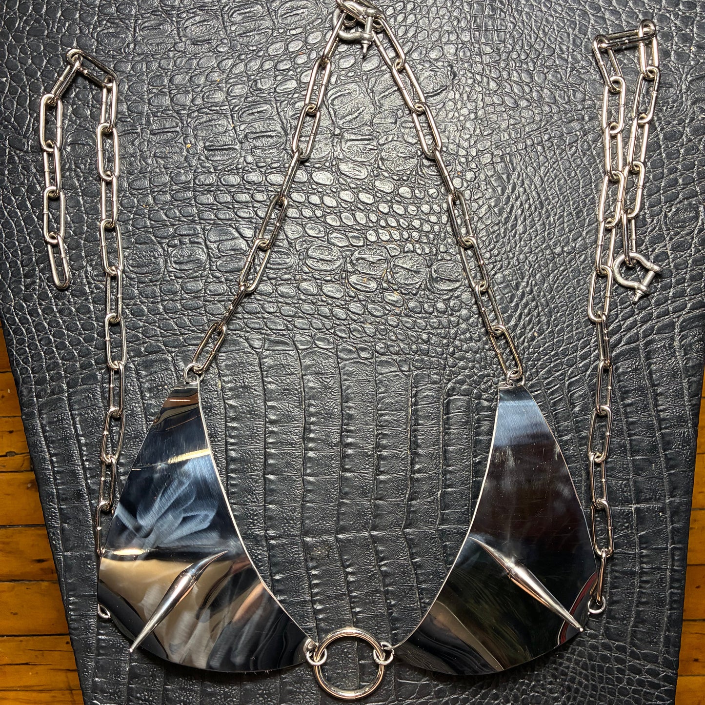 Metal bikini bra with spikes and chains - Jewelry rental