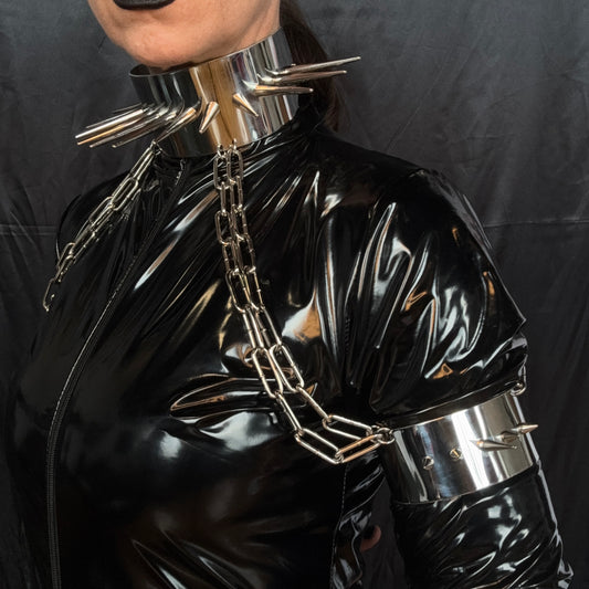 War Goddess 1 - Stainless steel choker with spikes and arm bands